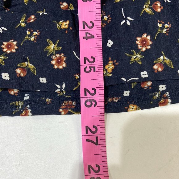 Styles Guides Women's Floral Button Up Shirt - XL - Picture 4 of 4